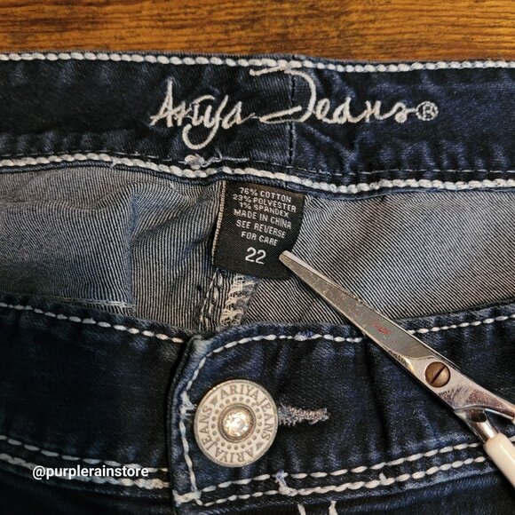 Ariya Jeans Size 22 Straight High Rise Maui Thick Stitch Embellished Dark Wash - Picture 4 of 12